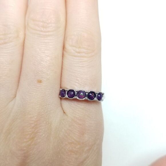 Vintage Purple Cabochon Rhinestone Band Ring, Silver Tone Setting, Stacking - Picture 7 of 7